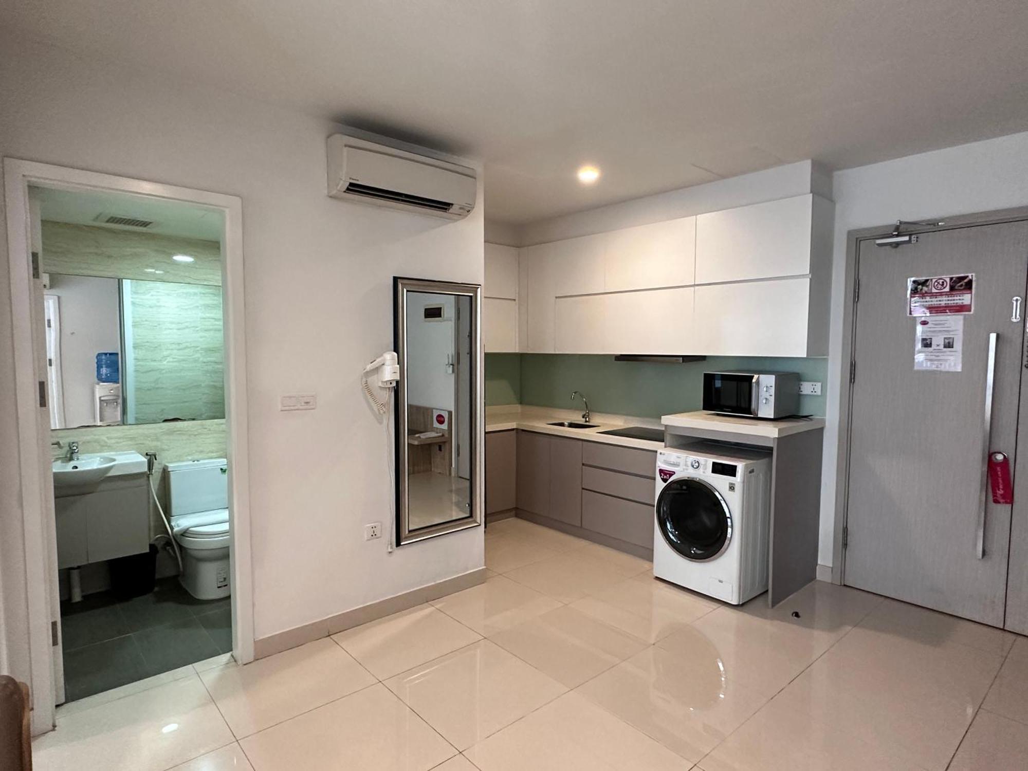 The Bridge Club Otel Phnom Penh Dış mekan fotoğraf