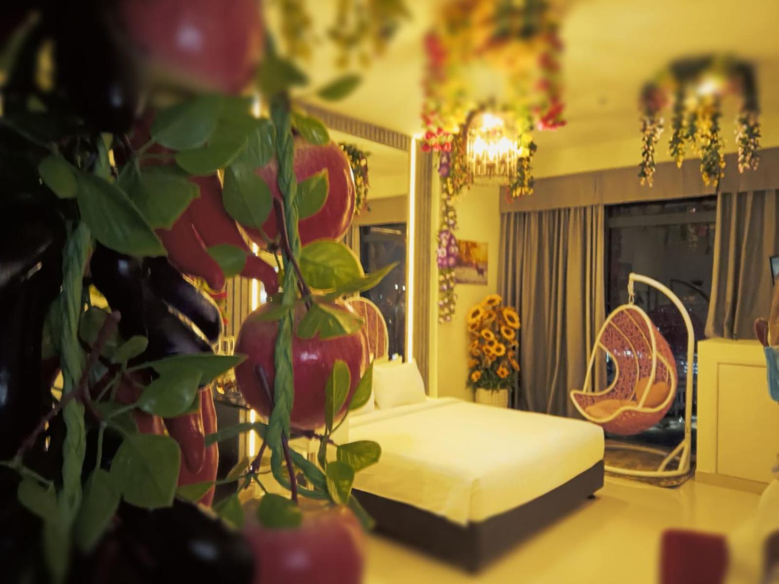 The Bridge Club Otel Phnom Penh Dış mekan fotoğraf